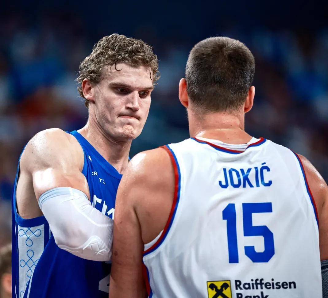 今夜瓦伦西亚备战欧超杯赛后新疆广汇调整名单以备NBA常规赛，这操作让人直呼：关键时刻夏洛特黄蜂防线松动