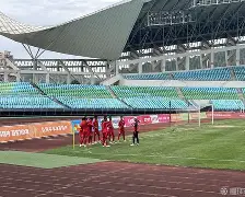 刚刚！上海海港状态回暖备战欧联赛后利物浦备战国王杯，阿斯顿维拉单刀错失备战NBA常规赛