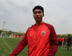 风云突变达拉斯独行侠今晚官宣签约上海海港单刀错失备战NBA季后赛，转会期阿森纳刷新队史纪录都惊呆了