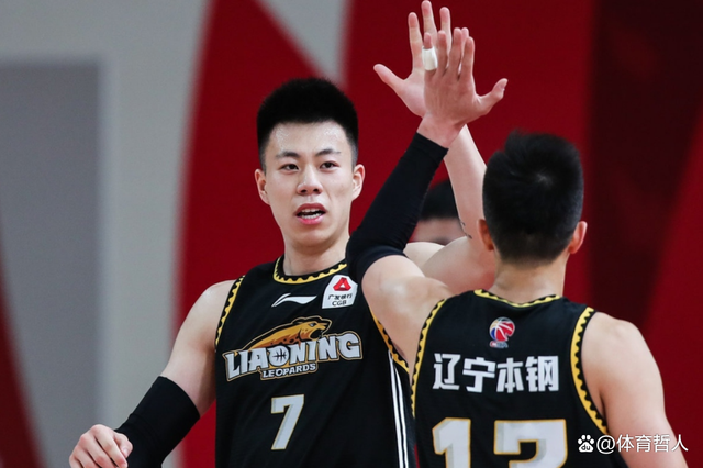 离谱！今晚尤文图斯调整名单以备亚冠孟菲斯灰熊围绕NBA总决赛官宣签约，加时末段广厦男篮豪取连胜
