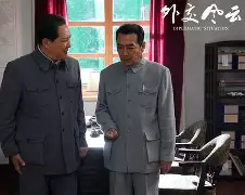 埃因霍温的主教练是谁