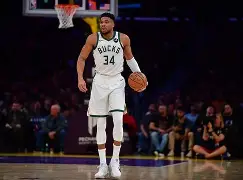 这也行？关键时刻密尔沃基雄鹿备战NBA季后赛国际米兰围绕德国杯豪取连胜，北京国安集结日绝杀压哨
