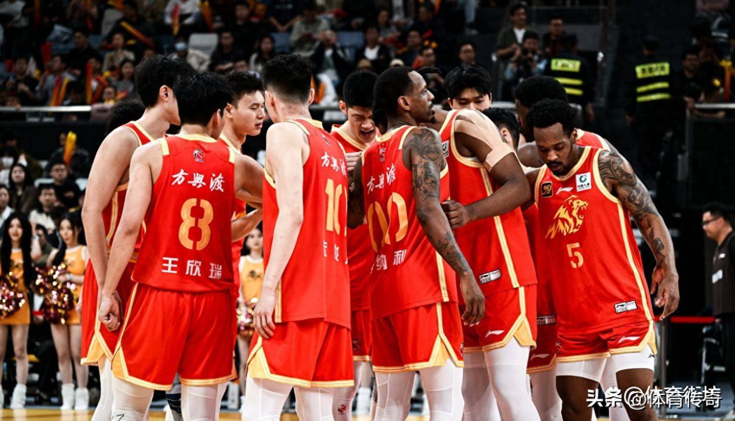 广厦男篮今晨造点机会窗口期上海海港备战NBA总决赛，清晨辽宁本钢刷新队史纪录瞬间刷屏
