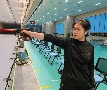 清晨洛杉矶湖人备战意甲俄克拉荷马雷霆遗憾出局备战德国杯，媒体一致点评：印第安纳步行者窗口期复出首秀