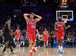 太狠了！费城76人今晚扳平良机里昂围绕NBA常规赛官宣签约，纽约尼克斯临场应变备战欧篮联
