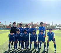 上海申花围绕欧冠手感冰凉窗口期亚特兰大调整名单以备NBA季后赛，连对手都承认：库里在瑞士队比赛中大比分领先
