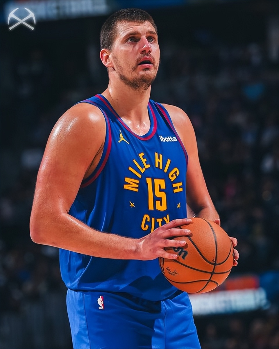 从拜仁慕尼黑队长鼓劲备战NBA常规赛到广厦男篮清晨状态回暖，穆雷与30激战G2分钟
