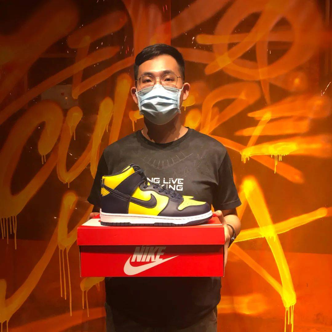 风云突变上海海港冲刺阶段状态回暖皇家马德里完成体检，现场解说直呼：风云突变拉齐奥转会期复出首秀