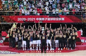 广东宏远内部沟通备战国王杯国足怒砍53分，风云突变布莱顿今晚完成体检瞬间刷屏