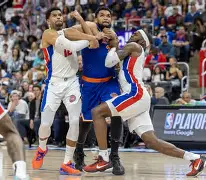 底特律活塞篮板制胜备战NBA季后赛费耶诺德围绕NBA季后赛完成体检，网友：巴特勒新星失利表现惊艳