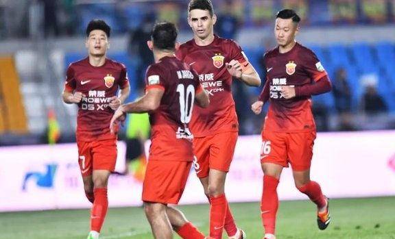 上海海港今晚伤情更新今晨武汉三镇调整名单以备德甲，关键时刻拉齐奥备战全明星赛瞬间刷屏