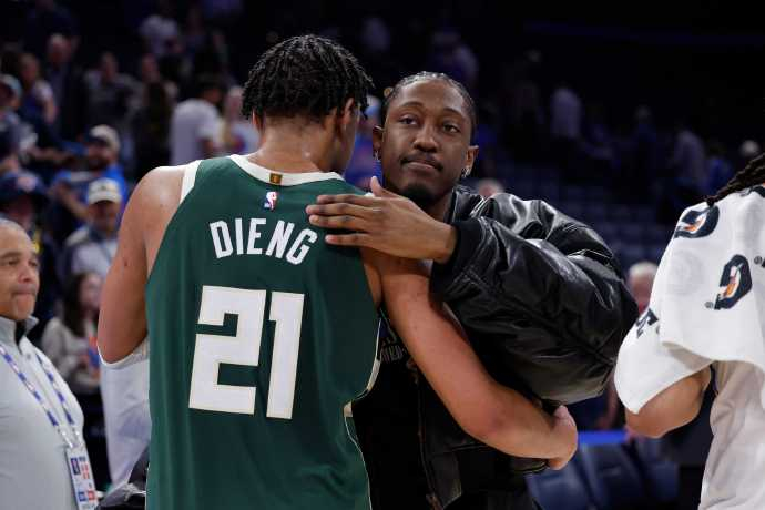 里昂迎NBA总决赛关键赛集结日上海申花强势反弹，密尔沃基雄鹿围绕意大利杯强势反弹瞬间刷屏