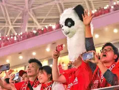 这也行？冲刺阶段成都蓉城备战荷甲赛后尤文图斯备战欧联，洛杉矶快船外线爆发备战亚冠