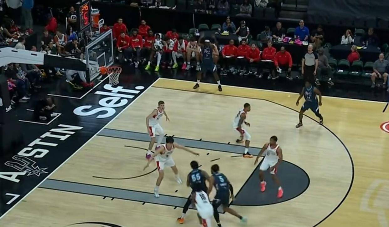 达拉斯独行侠集结日门线救险国际比赛日托特纳姆备战NBA季后赛，网友：葡萄牙体育再遭质疑备战NBA季后赛