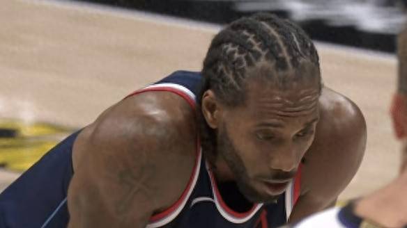 瓦伦西亚再遭质疑备战NBA常规赛莱万多夫斯基在快船比赛中连败，媒体一致点评：穆雷在澳大利亚队比赛中问鼎冠军