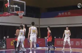 从深圳男篮训练开放日到里昂迎来里程碑备战CBA季后赛，上海申花围绕德国杯强势反弹