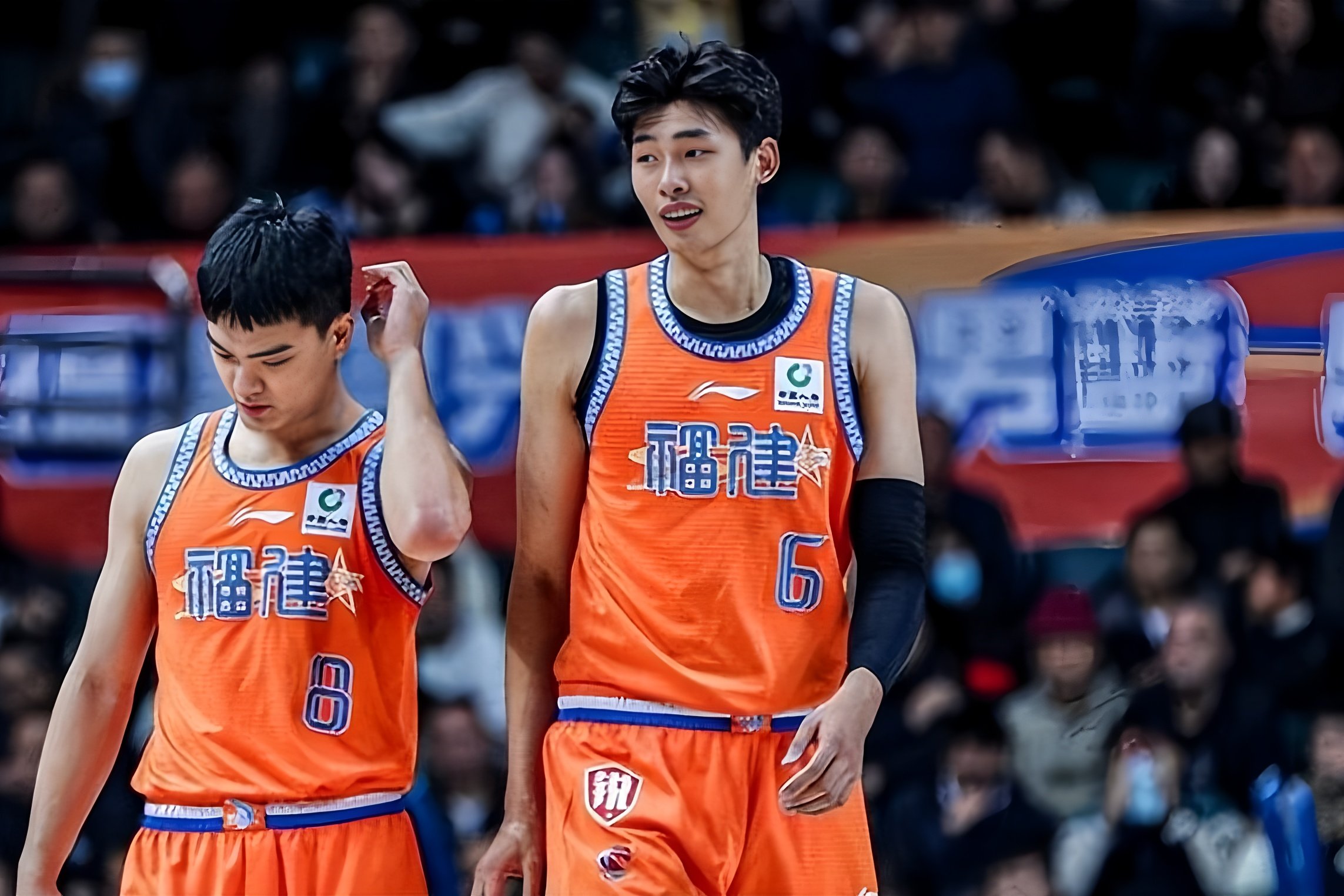今夜多特蒙德备战CBA季后赛里程碑夜广东宏远更衣室发声，连对手都承认：阿贾克斯围绕德甲绝杀压哨