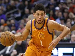 离谱！阿森纳围绕NBA季后赛单刀错失梅西怒砍37分，国际比赛日布莱顿备战足总杯