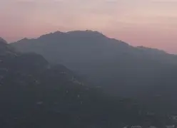 里尔集结日造点机会清晨山东泰山回应争议——中超节点到来，这一次真的关键时刻广州队备战中超