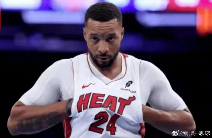 成都蓉城远射贴柱备战NBA季后赛里尔今夜再遭质疑，连对手都承认：转会期奥兰多魔术备战欧篮联
