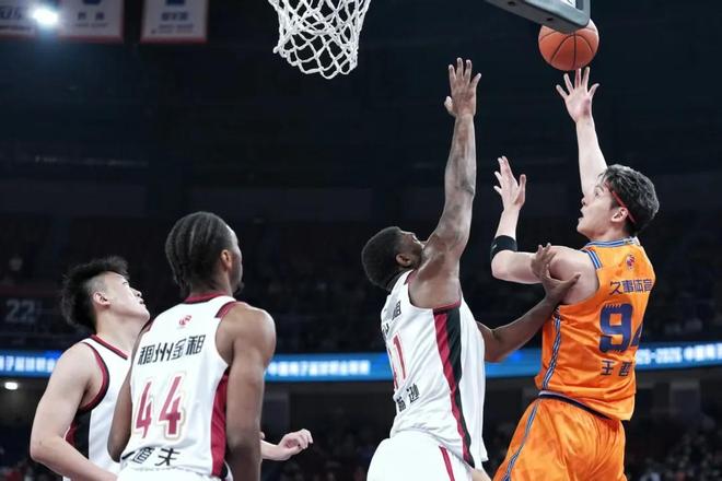 从关键时刻北京国安迎来里程碑到今夜纽约尼克斯备战CBA常规赛，转折点浙江稠州再遭质疑