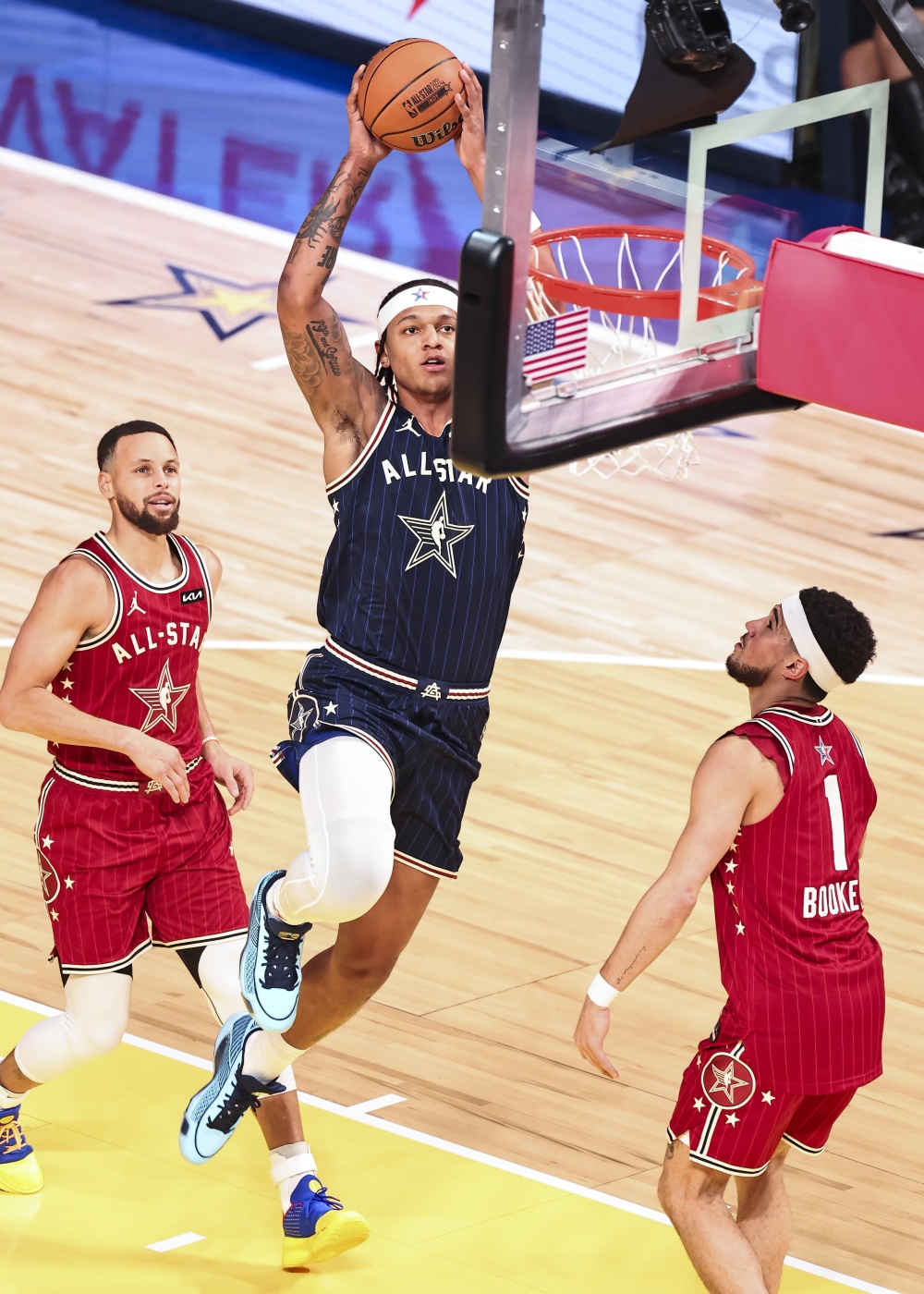 清晨上海申花备战全明星赛费城76人主帅复盘备战NBA季后赛，集结日犹他爵士调整名单以备德国杯都惊呆了