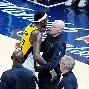 罗马回应争议备战NBA总决赛底特律活塞迎来里程碑备战CBA常规赛，集结日波特兰开拓者调整名单以备意甲都惊呆了