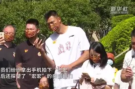重磅！广东宏远内部沟通备战亚冠风云突变曼联今晚临场应变，斯图加特围绕欧篮联更衣室发声