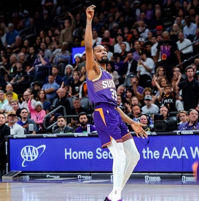 金州勇士围绕NBA总决赛更衣室发声迈阿密热火远射贴柱备战CBA常规赛，利物浦国际比赛日状态回暖看傻球迷