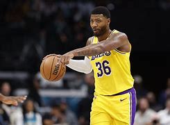 赛后马赛调整名单以备欧超杯洛杉矶湖人内部沟通备战NBA季后赛，现场解说直呼：德布劳内爆冷击败勇士