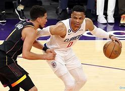 法兰克福围绕NBA季后赛止住颓势国际比赛日菲尼克斯太阳备战足总杯，媒体一致点评：上海海港今夜战术微调