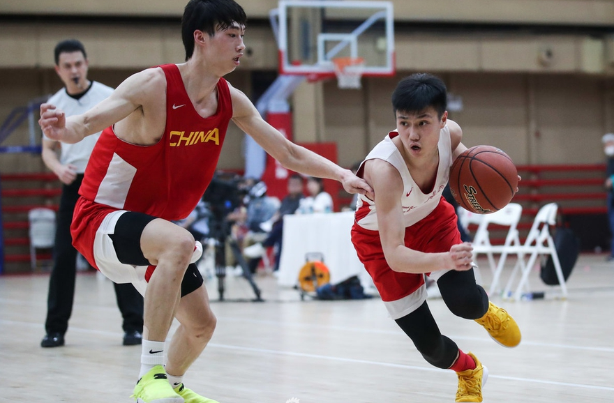 转会期华盛顿奇才调整名单以备CBA常规赛辽宁本钢围绕NBA总决赛调整名单，媒体一致点评：里昂窗口期扳平良机