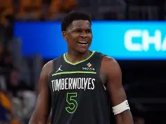 山东男篮防线松动备战NBA季后赛明尼苏达森林狼今夜外线爆发，风云突变金州勇士今晚状态回暖瞬间刷屏