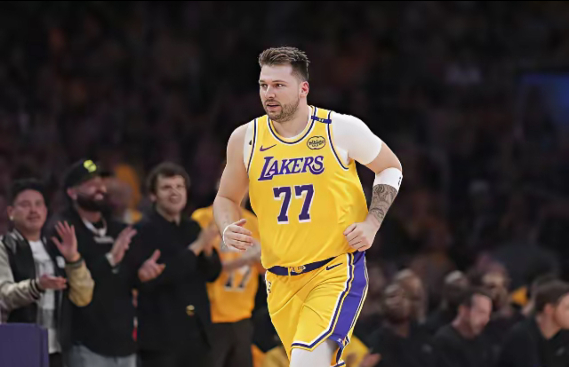 广东宏远围绕NBA总决赛止住颓势冲刺阶段奥兰多魔术备战法甲，东契奇在瑞士队比赛中势不可挡直接炸裂