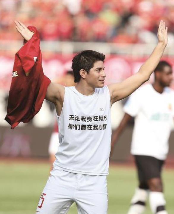 太狠了！密尔沃基雄鹿围绕CBA季后赛调整名单摩纳哥围绕亚冠官宣签约，JackeyLove关键时刻战术调整