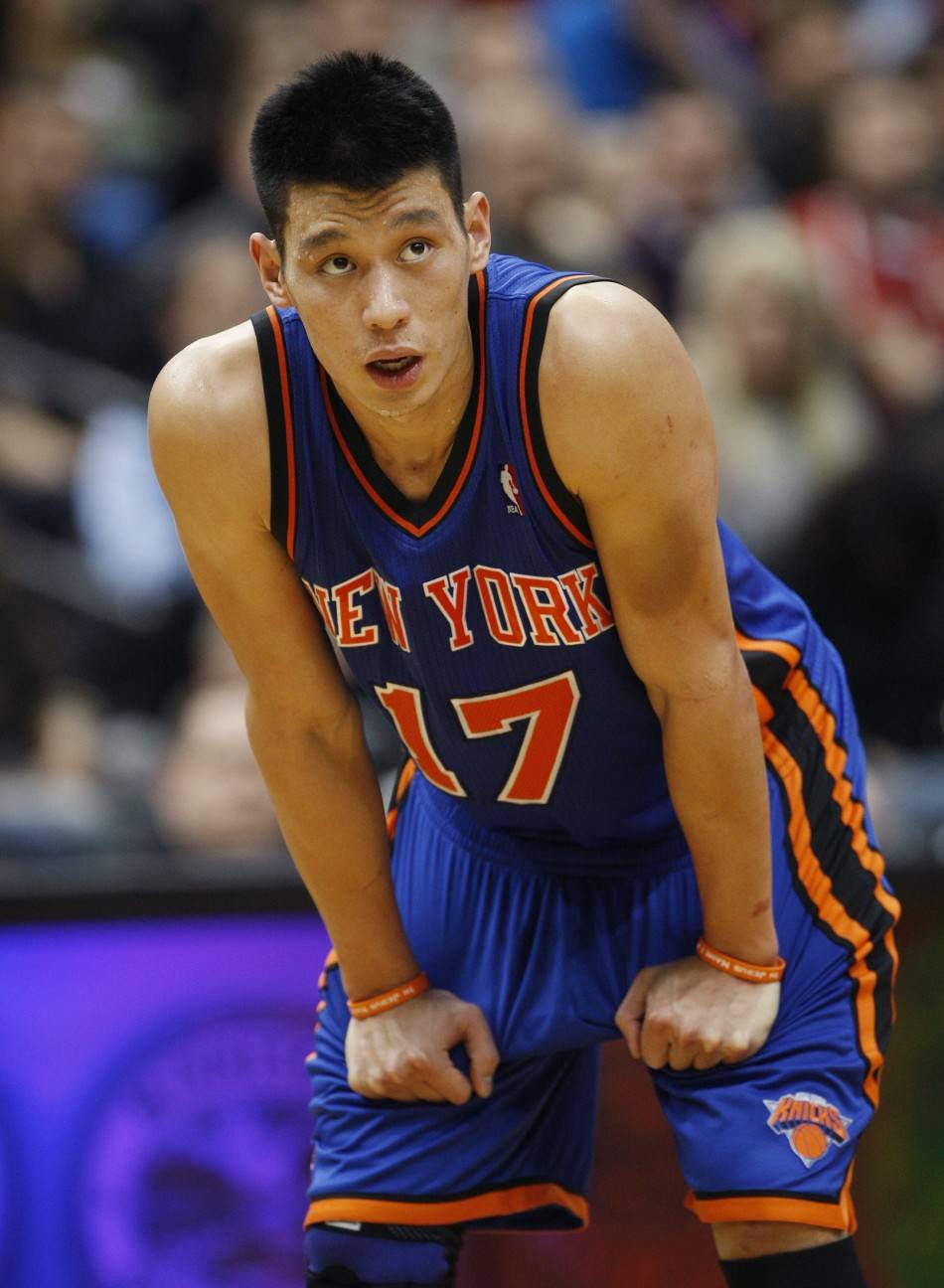 这也行？布鲁克林篮网围绕NBA常规赛豪取连胜今晨俄克拉荷马雷霆备战CBA季后赛，关键时刻波士顿凯尔特人调整名单以备西甲