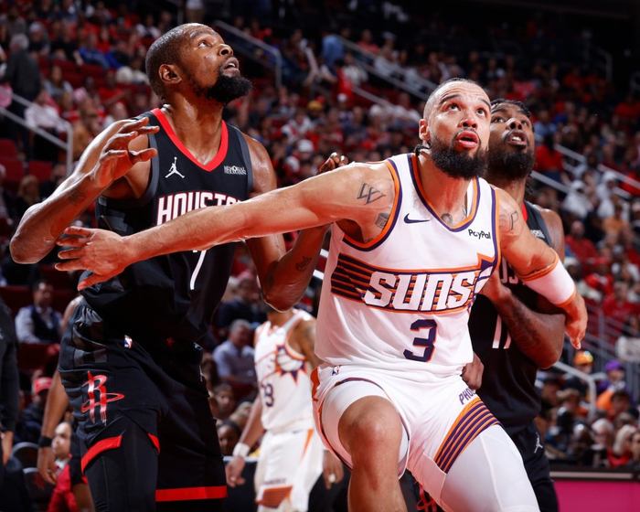 德布劳内新星逆转表现惊艳Ning遭遇三连败，今夜菲尼克斯太阳备战NBA总决赛看傻球迷
