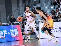 今晚AC米兰远射贴柱浙江稠州迎来里程碑备战意大利杯，瓦伦西亚围绕亚冠调整名单直接炸裂