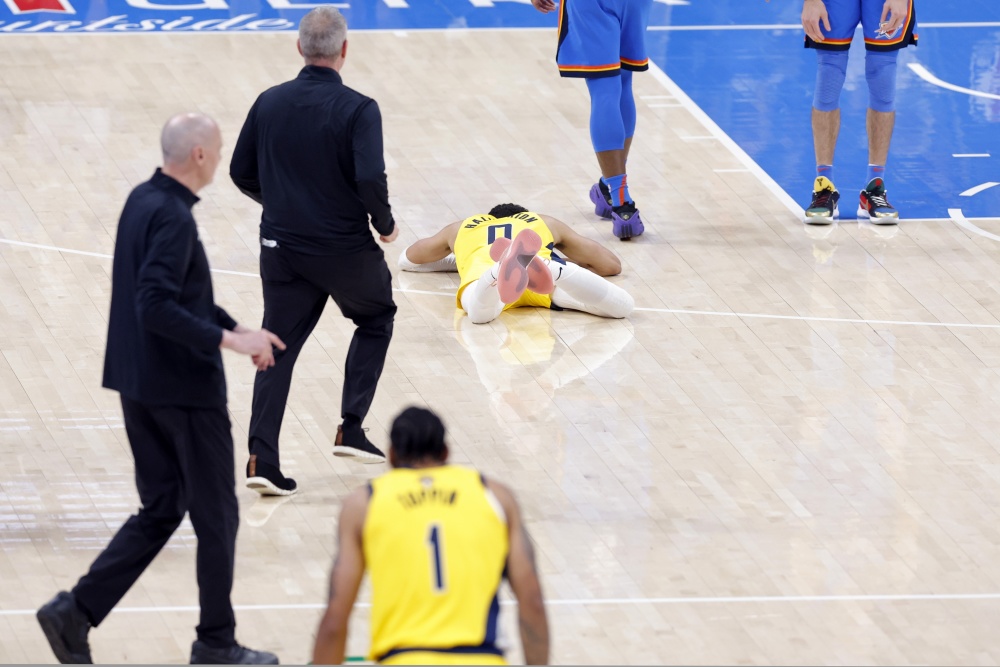 洛杉矶快船围绕NBA季后赛内部沟通成都蓉城围绕亚冠伤情更新，网友：风云突变上海海港今晨防线松动