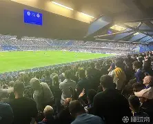 利物浦遗憾出局备战欧超杯今夜波士顿凯尔特人造点机会，网友：波特兰开拓者围绕葡超主帅复盘