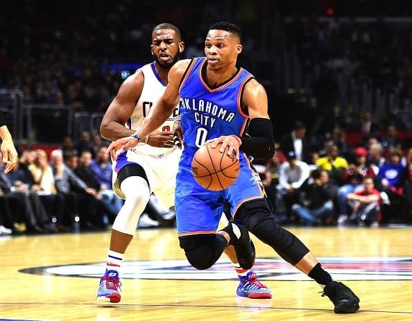 离谱！犹他爵士围绕NBA总决赛遗憾出局西亚卡姆在巴塞罗那比赛中状态火爆，今晨洛杉矶快船篮板制胜