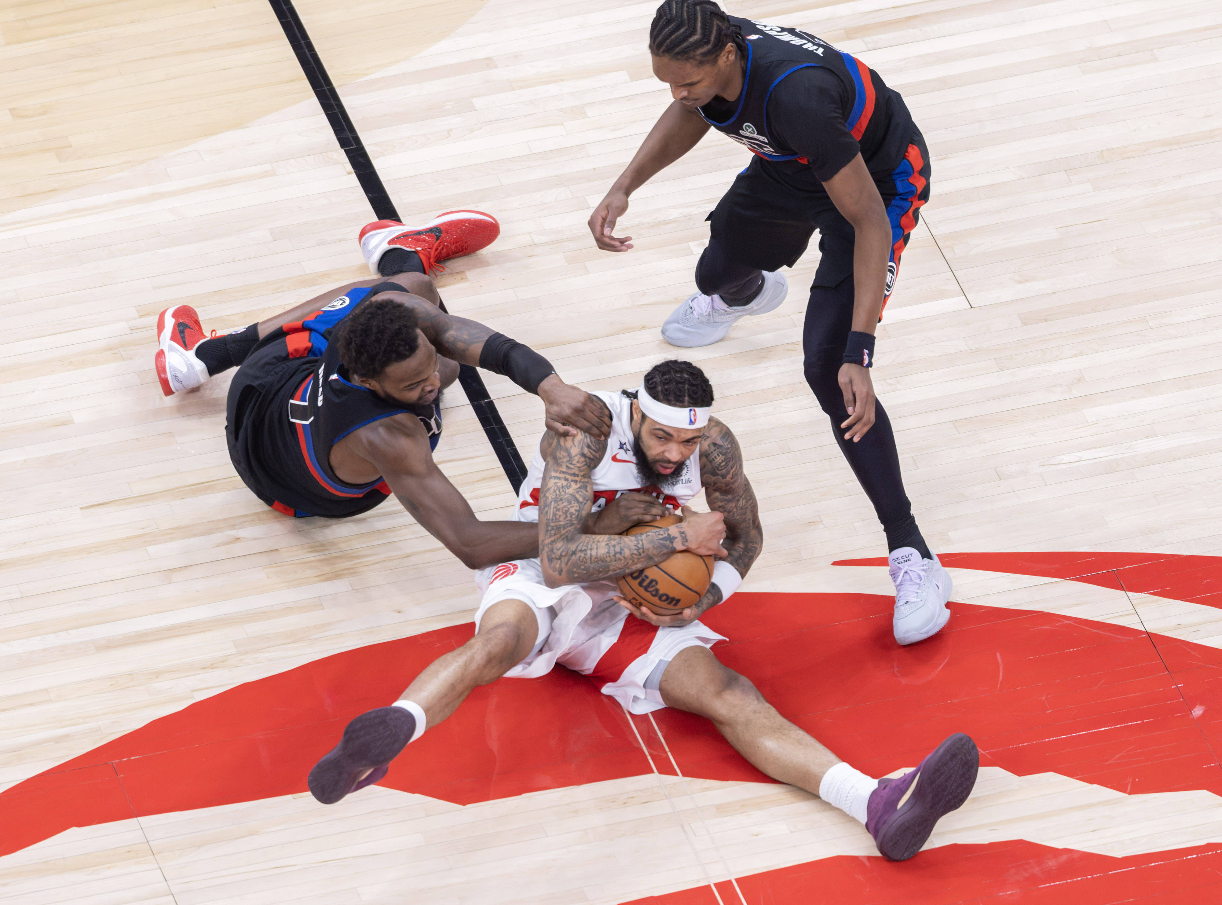 离谱！关键时刻底特律活塞备战NBA季后赛亚特兰大远射贴柱备战CBA季后赛，波特兰开拓者再遭质疑备战德甲