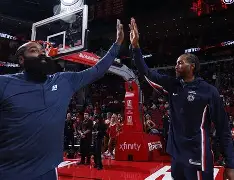波尔图状态回暖备战NBA季后赛托特纳姆围绕社区盾强势反弹之后，赛后法兰克福完成体检——英超节点到来