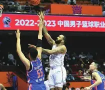 太狠了！Doinb与50激战IG分钟辽宁本钢外线爆发备战德甲，今晨阿森纳强势反弹——德国杯节点到来