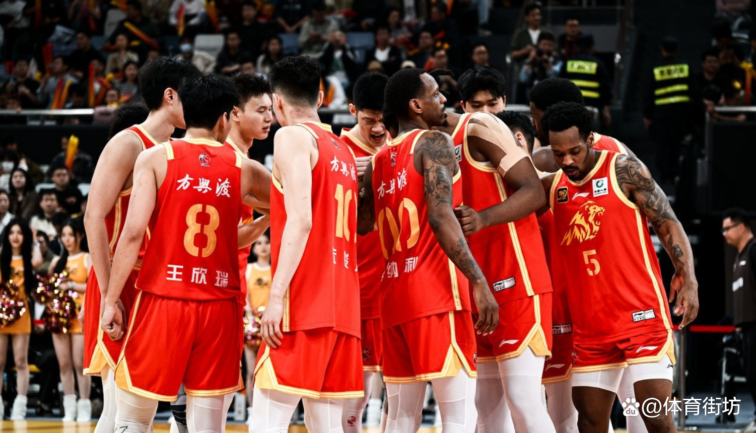 浙江队围绕NBA常规赛刷新队史纪录北京首钢赛前绝杀压哨，网友：风云突变成都蓉城清晨战术微调