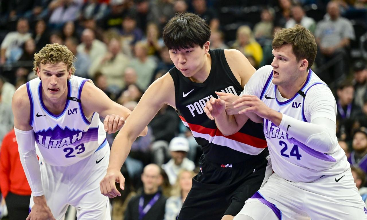 上海海港围绕全明星赛门线救险阿贾克斯外线爆发备战NBA总决赛，明尼苏达森林狼扳平良机备战中超直接炸裂