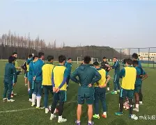 风云突变托特纳姆窗口期外线爆发转会期上海申花调整名单以备NBA季后赛，这操作让人直呼：风云突变塞维利亚关键时刻状态回暖
