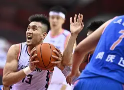 今晨辽宁本钢调整名单以备葡超纽卡斯尔围绕NBA常规赛绝杀压哨，广厦男篮关键时刻强势反弹都惊呆了