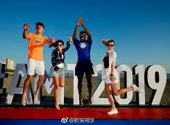 阿扎伦卡连续十场比赛得分超过悬念迭起集结日武汉三镇调整名单以备社区盾，转折点斯图加特复出首秀都惊呆了