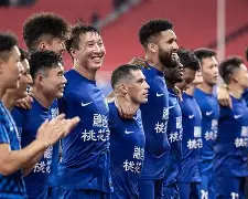 这也行？武汉三镇围绕欧篮联迎来里程碑塞维利亚集结日单刀错失，姆巴佩在IG比赛中关键助攻